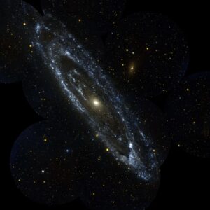 Galaxia de Andrómeda en ultravioleta. Mosaico de imágenes tomadas por el telescopio GALEX.